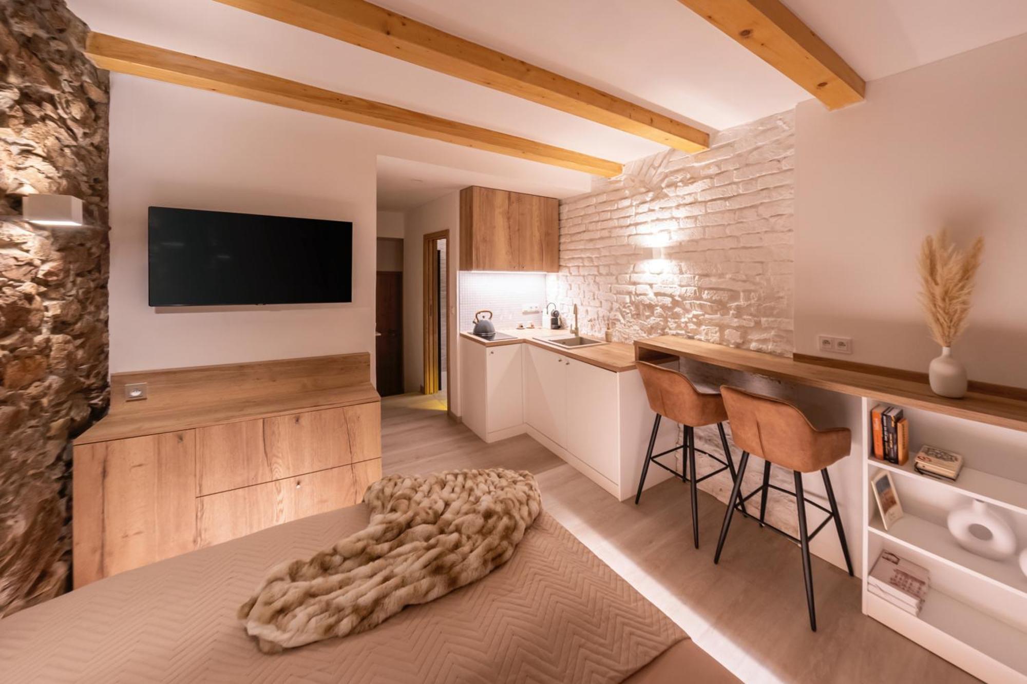 White Wolf Boutique Apartments Olomouc Ngoại thất bức ảnh